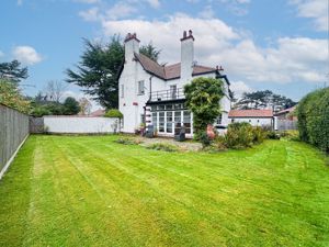 Photo 27- click for photo gallery